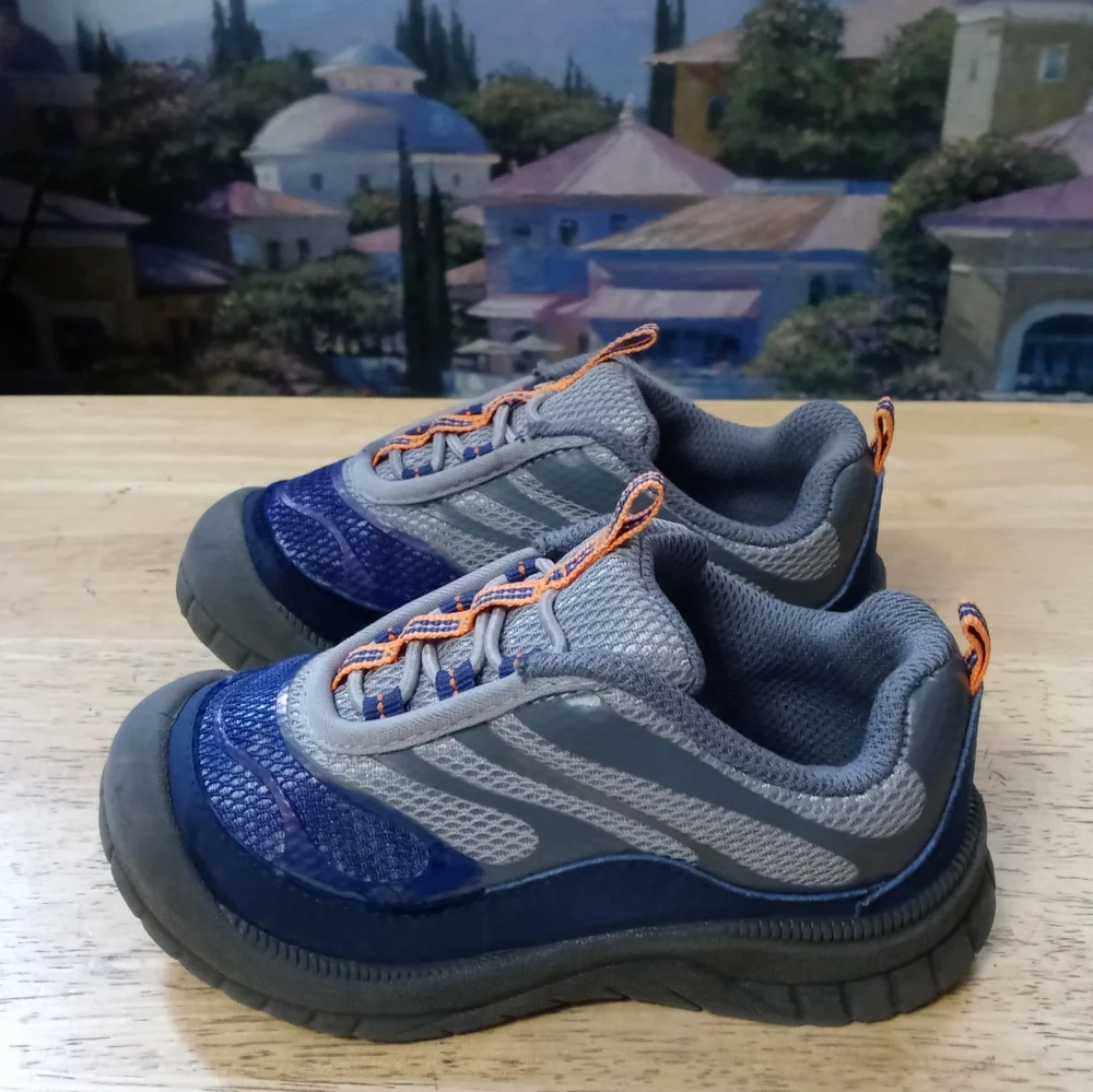 OshKosh B'gosh Toddler Boy Sneakers 👦